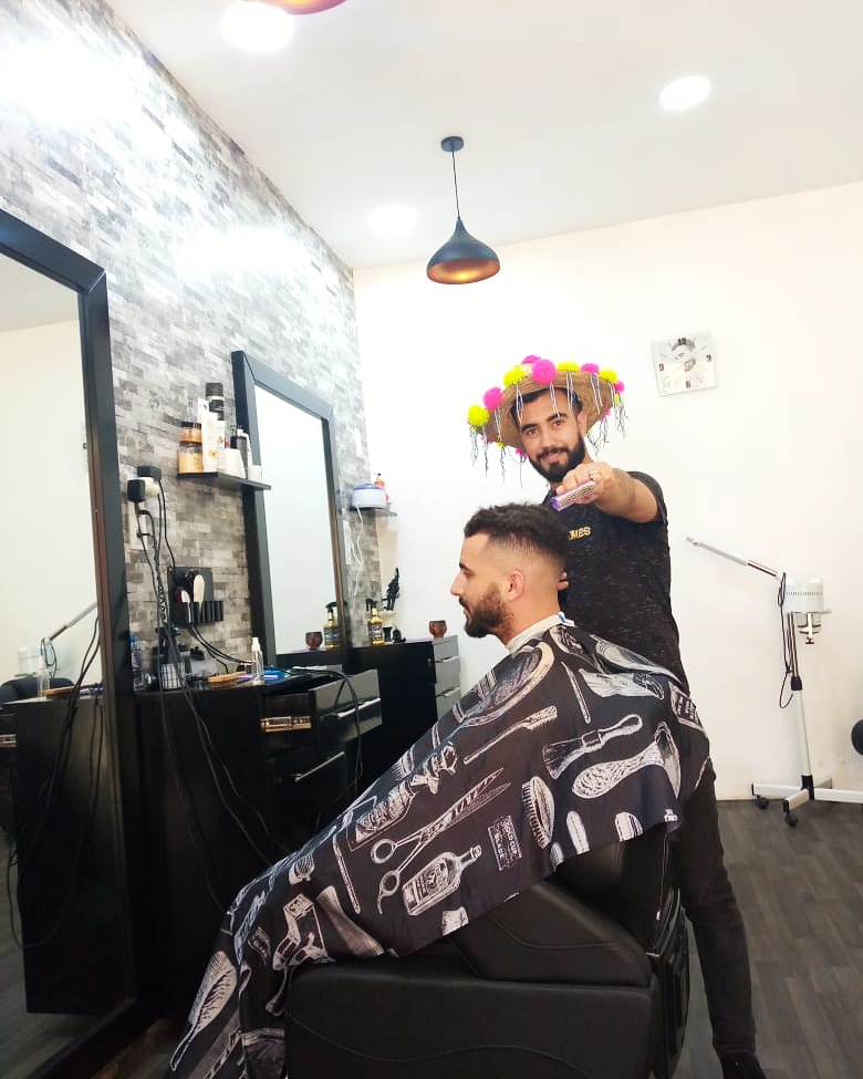 OM HAIR STYLE
