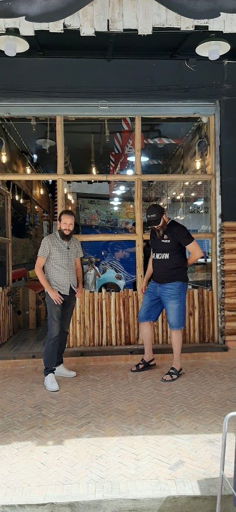 Bogssni barber Meknes