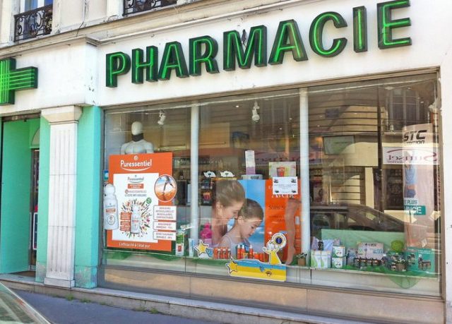 Hay Bouderham pharmacy