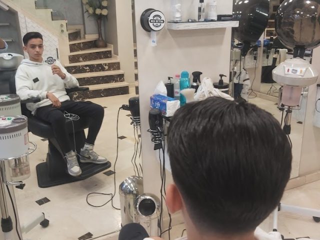NEO RETRO - Salon de coiffure - Homme & Enfant - Casablanca - +212 5222-32322
