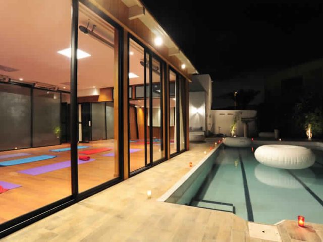 Om Yoga Tahiti Beach Casablanca - Casablanca - +212 600-070565