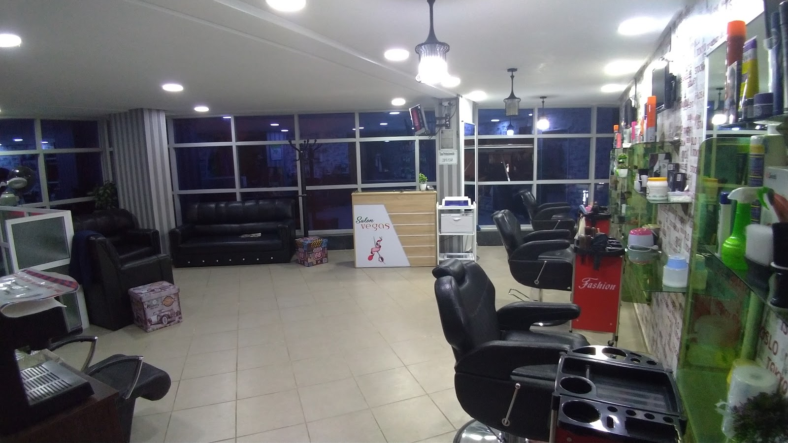Salon vegas