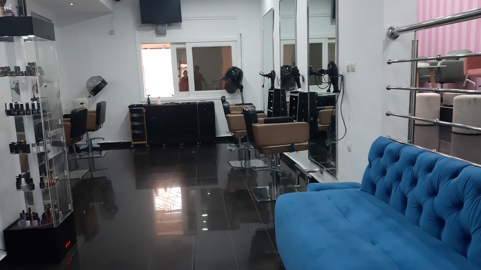 Ama Coiffure Esthetique