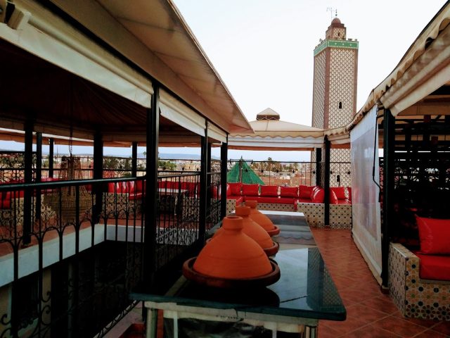hôtel (riad) Cafeteria Lahlou - Oujda - +212 677-672866