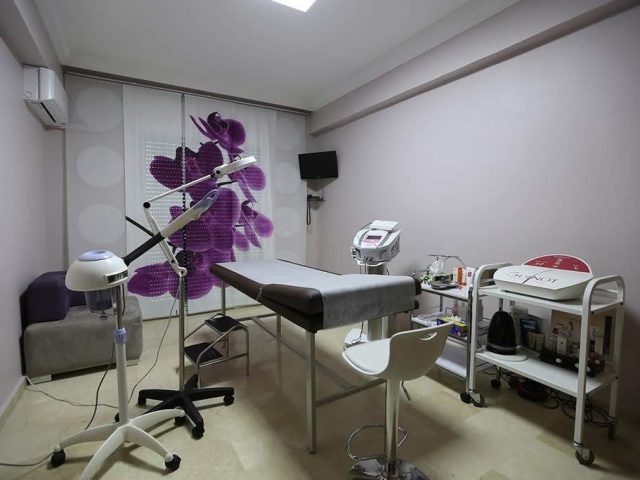 Cabinet de Dermatologie Belgnaoui Fatima-Zahra - Rabat - +212 5377-11186