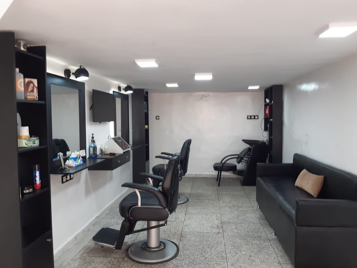 Salon.omega 1