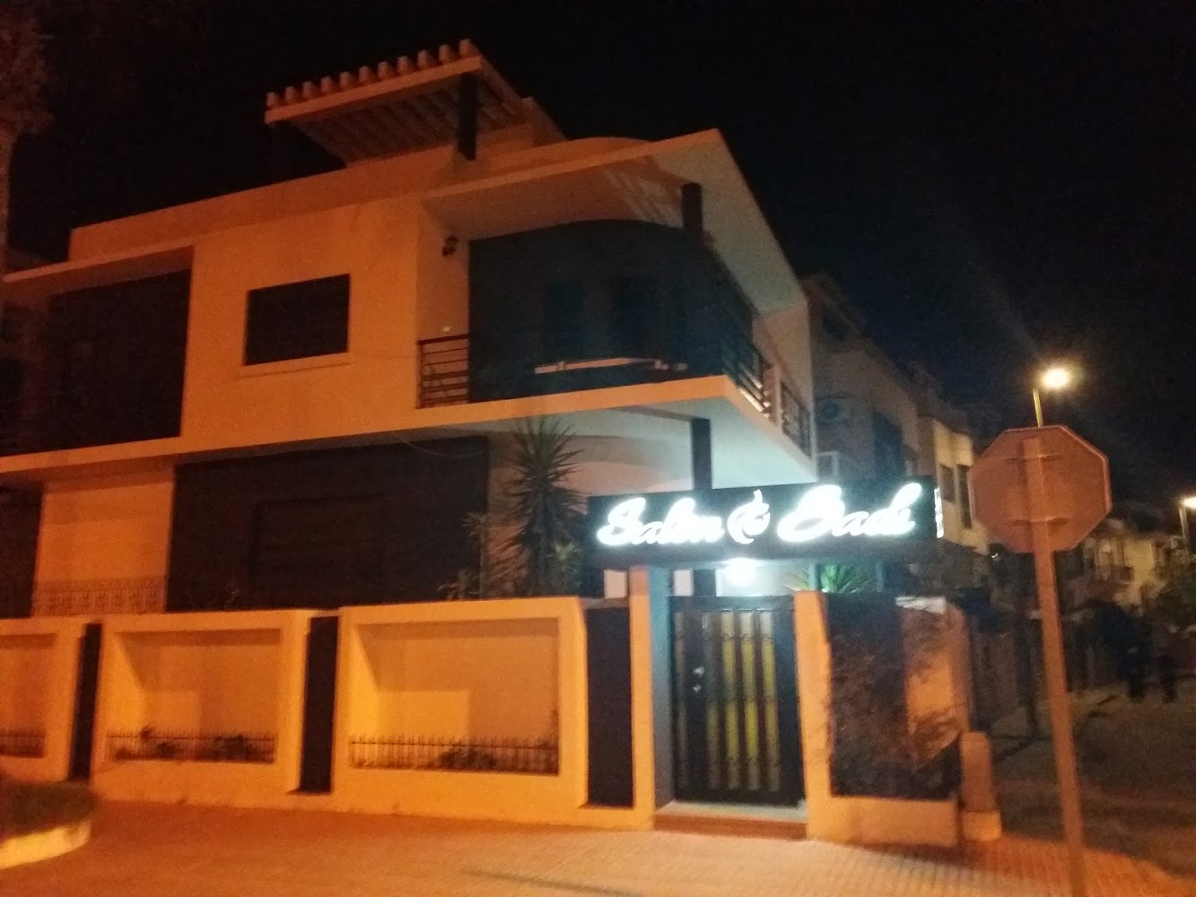 Salon Badi