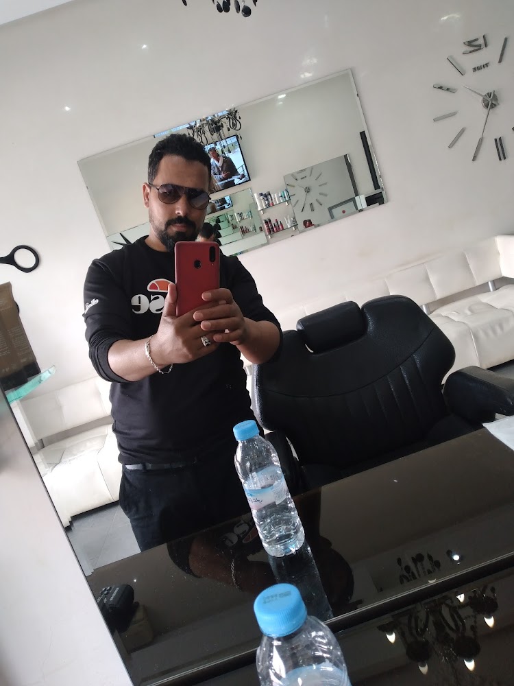 COIFFEUR CHEZ YOUSSEF Hay Riad