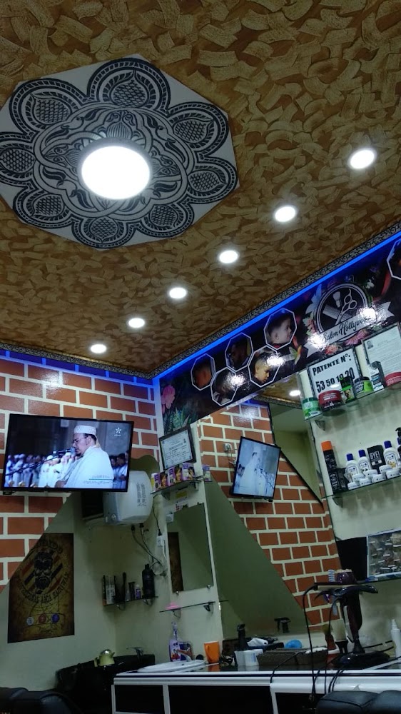 Salon Hollywood