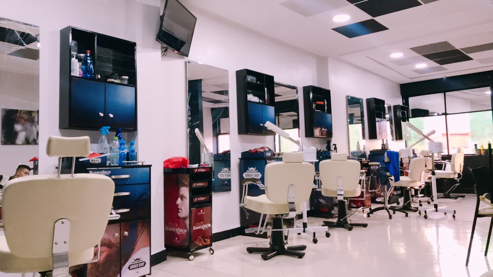 BarberShop (Zouhir NASRI)