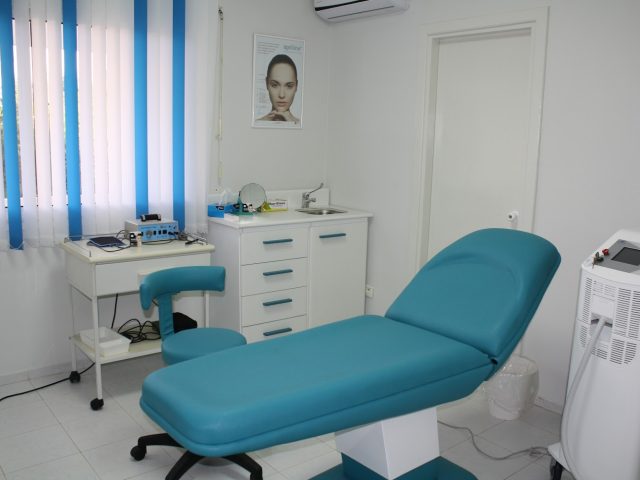 Dermatologue & Esthétique Médicale Dr Idrissi Oudghiri Mounia à Rabat - Rabat - +212 5377-14326