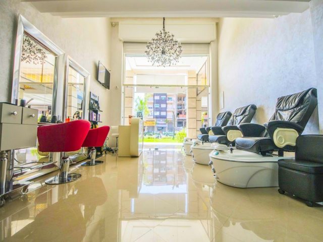 White Nails Salon - Marrakech - +212 602-781420