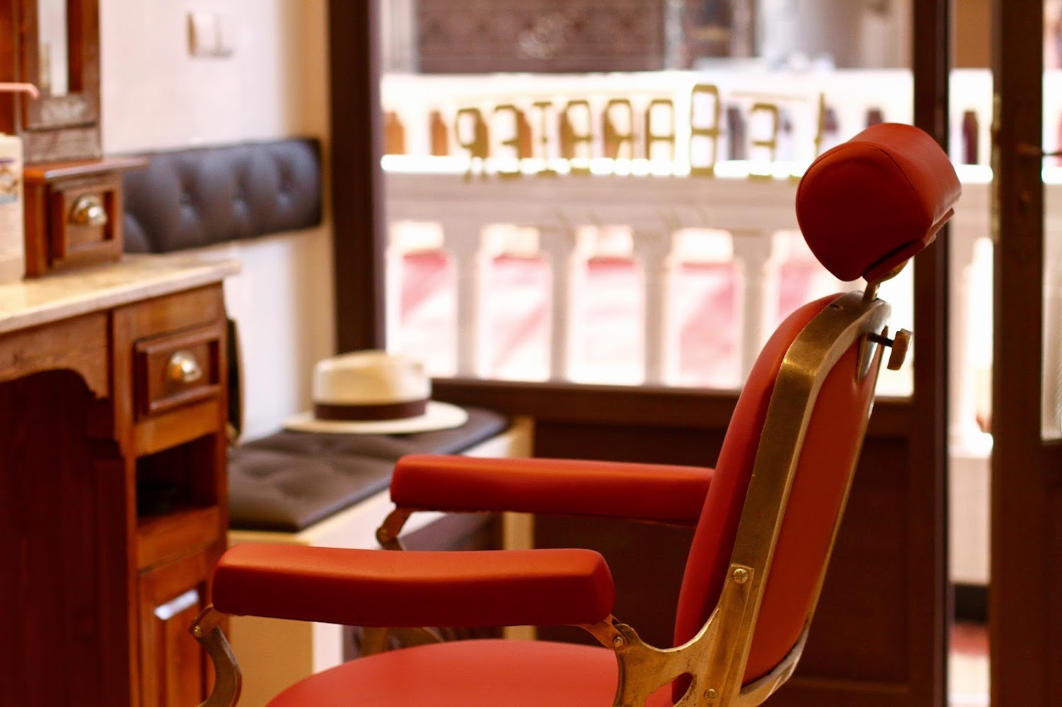 Le Barbier De Marrakech (Barber Shop)