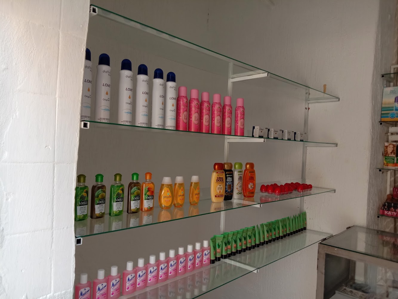 Waaw make-up store - Fkih Ben Salah