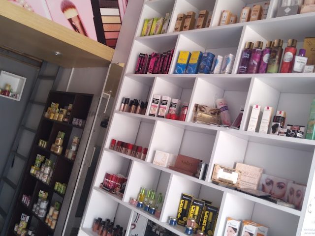 Aicha makeup - Rabat - +212 641-032628