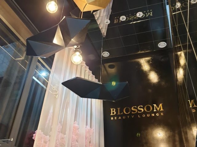 BLOSSOM Beauty Lounge - Fès - +212 532-021838