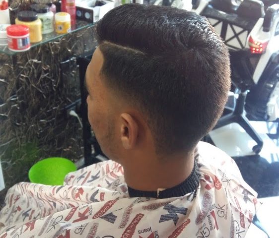صالون الاخوين للحلاقة - Ain Cheggag - +212 628-289970