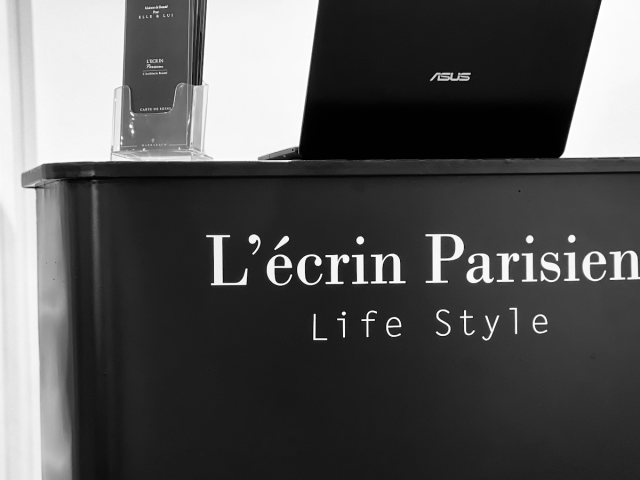 L'Écrin Parisien | Marrakech | Centre De Beauté Mixte | Spa Pedicure / Manucure | Soins Du Visage Spécifique | Visagiste / Coloriste | Soins Du Corps Et Massages Variés - Marrakech - +212 663-777713