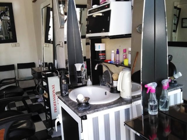 صالون حلاقة الكويطي - Ksar El-Kébir - +212 677-103659