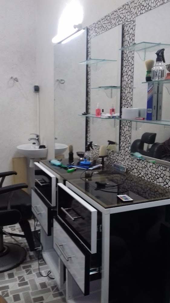 Barber youth safe for men