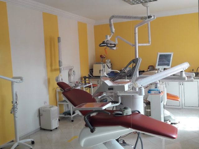 Cabinet Dentaire Dr AIT ADDI RACHID - El Attaouia - +212 707-820027