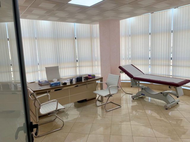 Cabinet de dermatologie Dr El Makrini Najia Ilham عيادة طب الجلدi - Agadir - +212 5282-33000