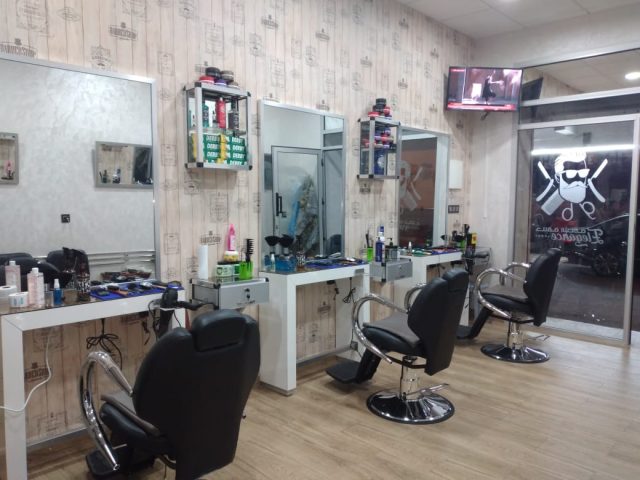 Coiffeure Élégance homme & barbier.حلاقة الاناقة - Nador - +212 634-259909
