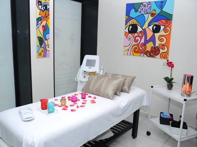 A Corps Parfait by Abdelkz - ACP - Casablanca - +212 677-412727