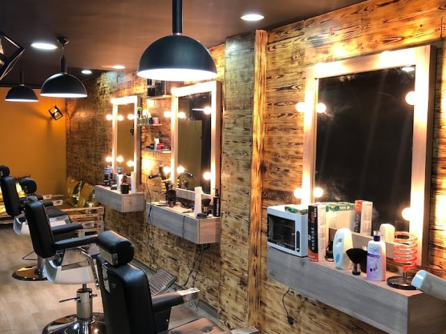A 80 barbershop - Midelt - +212 667-755549