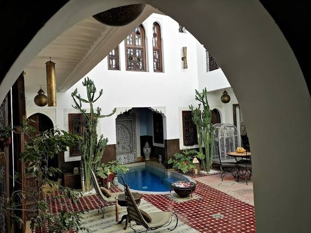 Riad Charme d'Orient "un Riad De Charme dans la médina" - Marrakech - +212 5243-81987