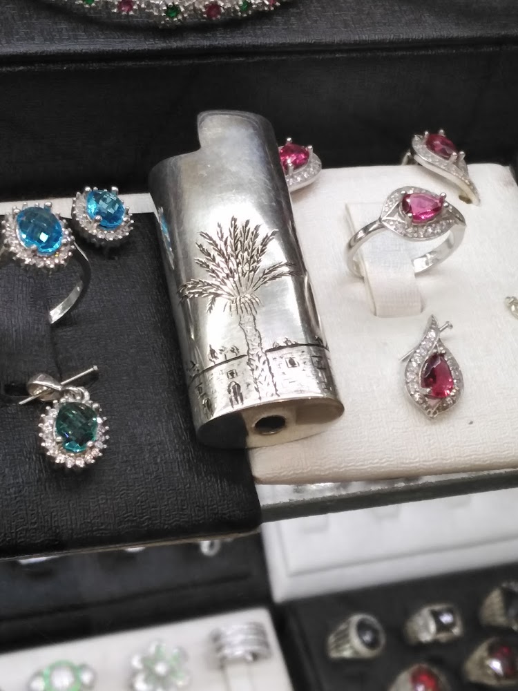Boutique de bijoux "chez HASSAN" - Sidi Zouine