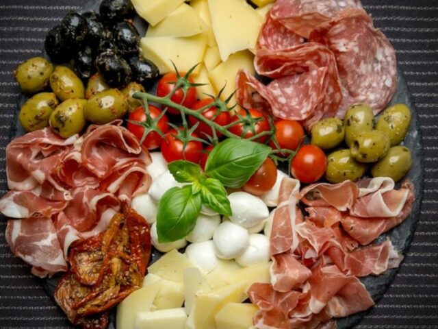 Cheese Farm - Agadir - +212 52990-3090