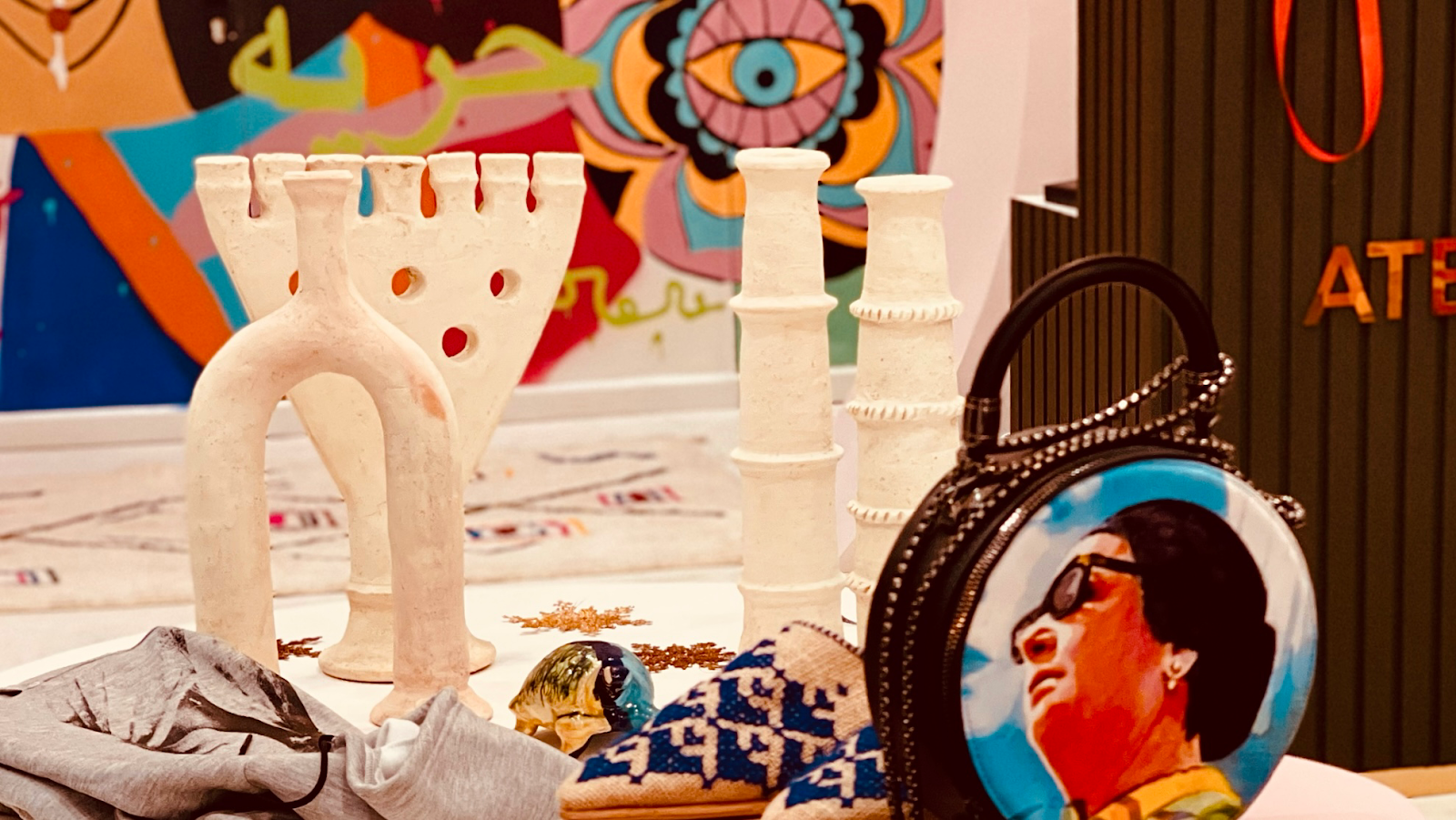 Bazar Souk - Boutique Artisanat Marocain Et Mobilier Design Pour La Maison (Handmade Moroccan Home Decoration And Designer Furniture) - Marrakech