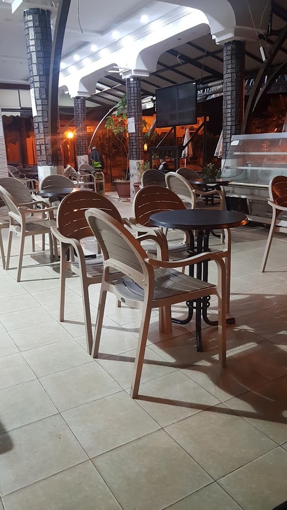 Café Jour Et Nuit