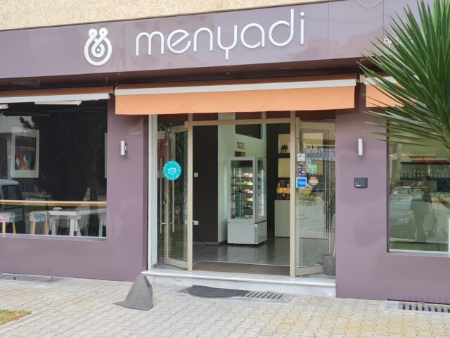 Menyadi - Casablanca - +212 5222-92939