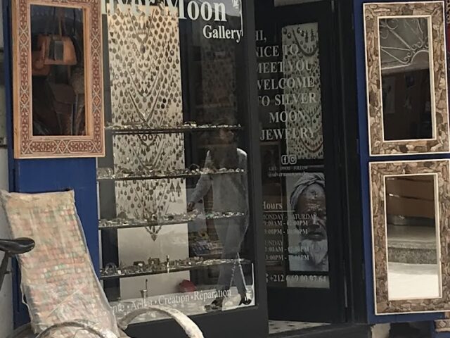 Silver moon jewellery - Essaouira - +212 669-009764
