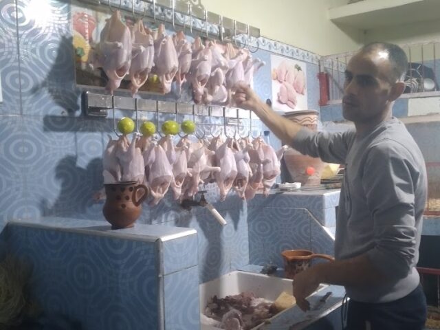 Yousef Chicken - Youssoufia - +212 606-594580