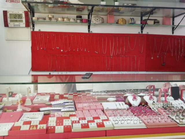 مجوهرات عبد الصادق - Ctre Commune Ouled Gnaou - +212 666-237808