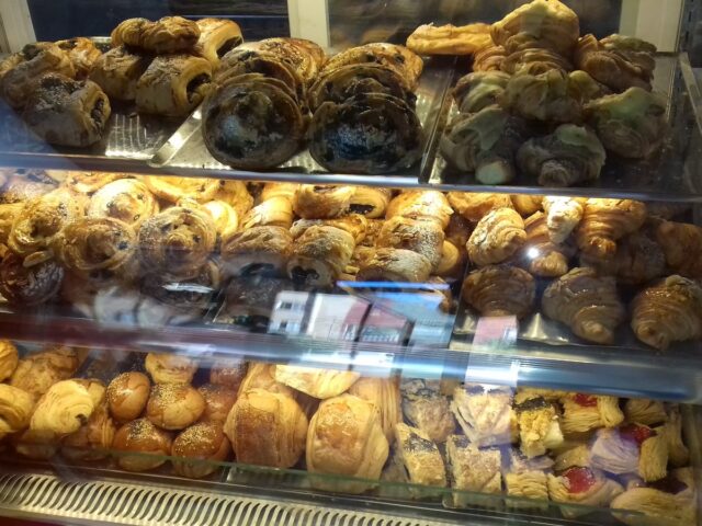 Bolangerie Patissereie Al Yakout - Fkih Ben Salah - +212 687-275622