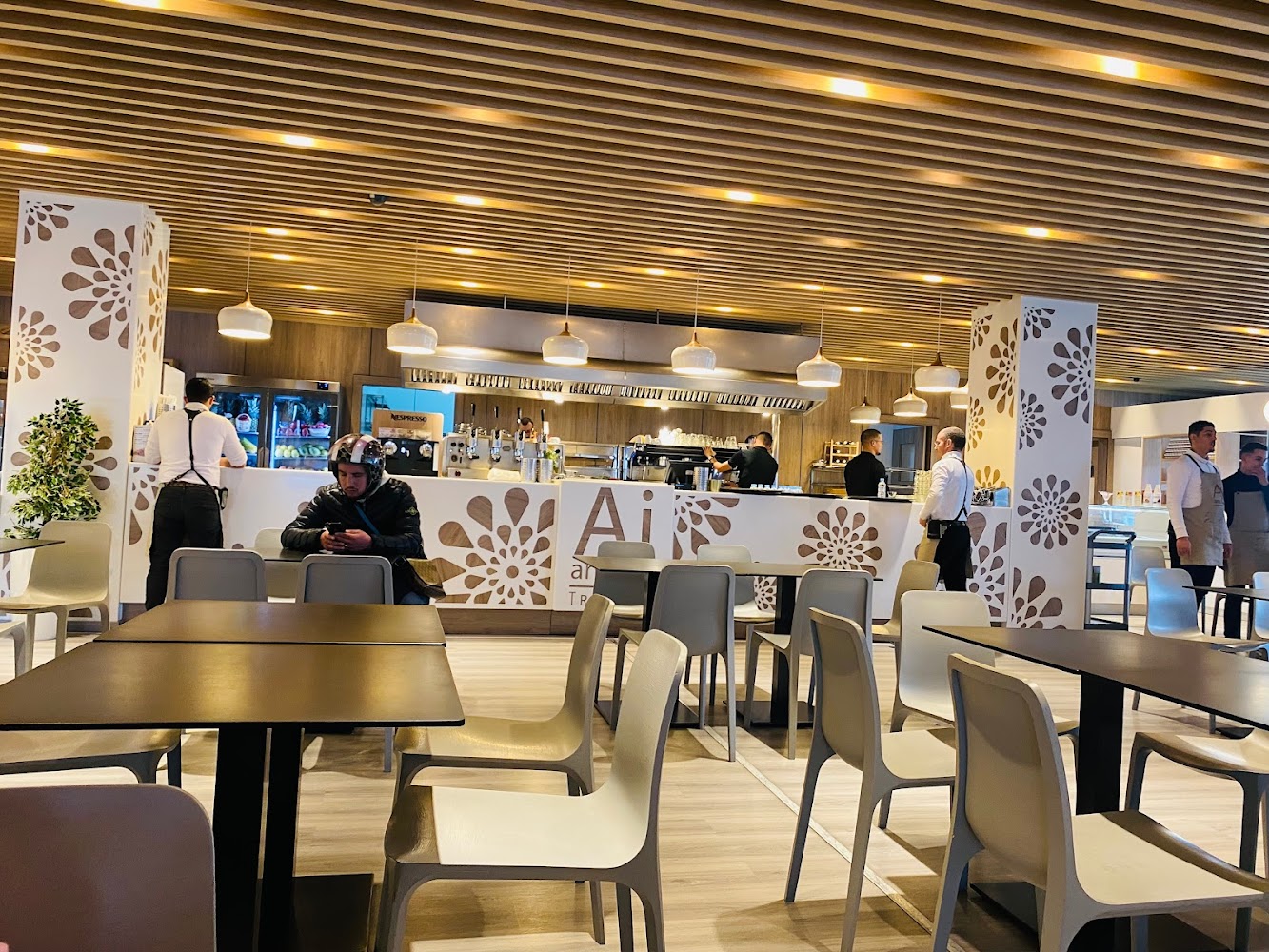 Restaurant Ajanef