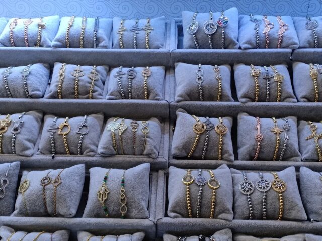 Waqqa Shoppinge - Essaouira - +212 644-954579