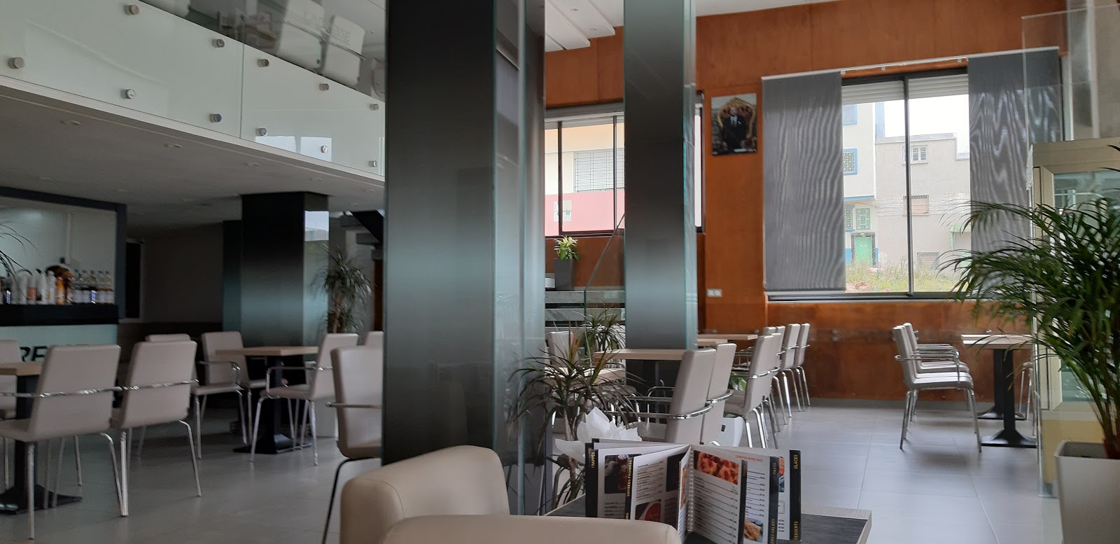 L'ADRESSE CAFÉ - RESTAURANT