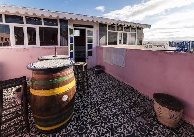 Essaouira Youth Hostel & Social Travel - Essaouira - +212 700-805279