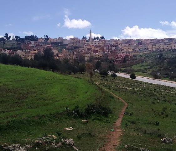 Terrain Footbal Akechemir - El-Hajeb -