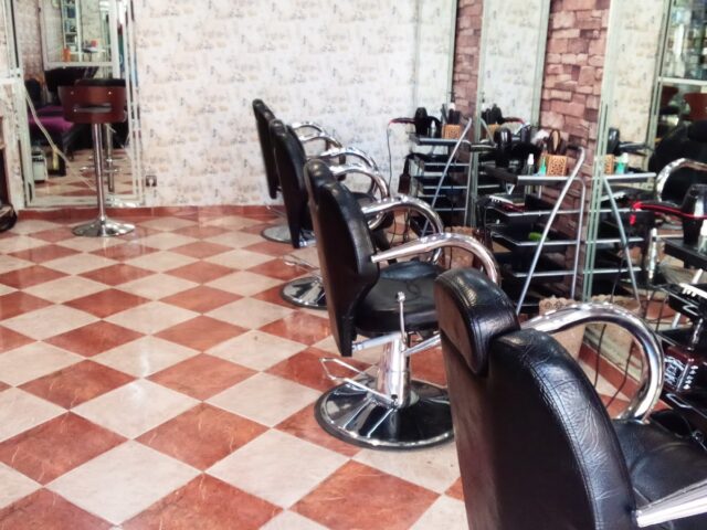 salon de coiffure chez Mostafa - Fès - +212 619-713797
