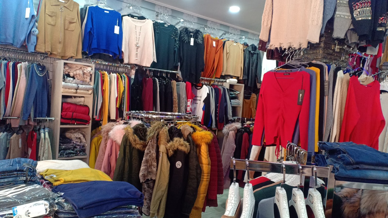 BouTiQue JAMAL (prêt à porter pour Femmes)