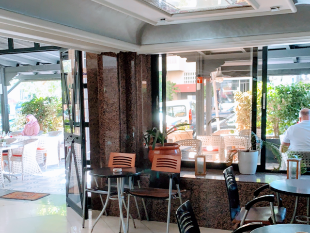 Coffee -Salon De Thé - Pizzeria "Dina” - Tanger - +212 531-057780