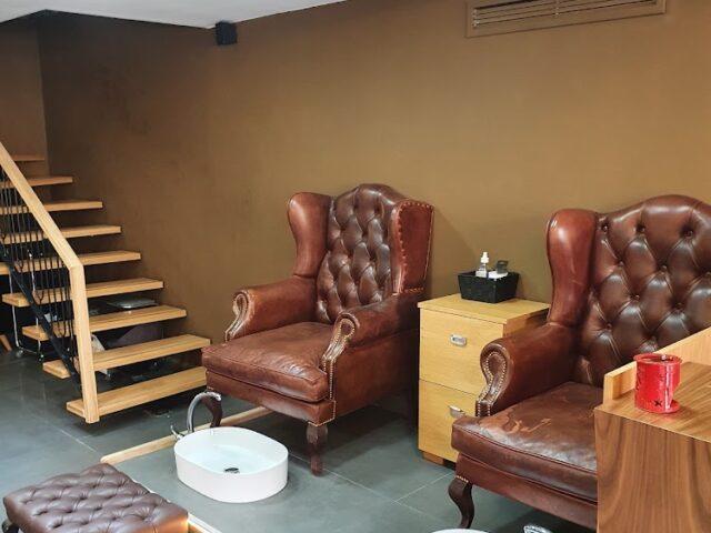 Salon Paris by Mehdi - Marrakech - +212 5244-20582
