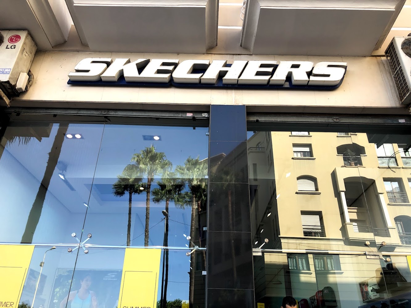 Skechers - Casablanca
