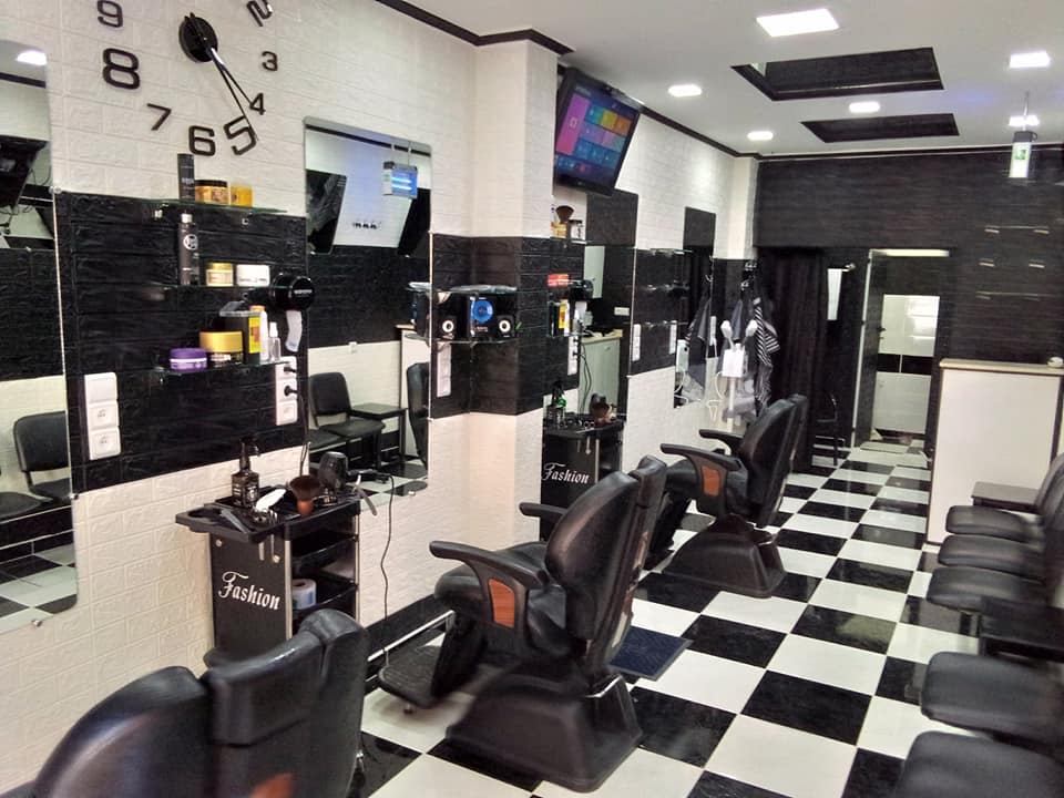 صالون الحلاقة روما Barber Shop Roma - Segangan